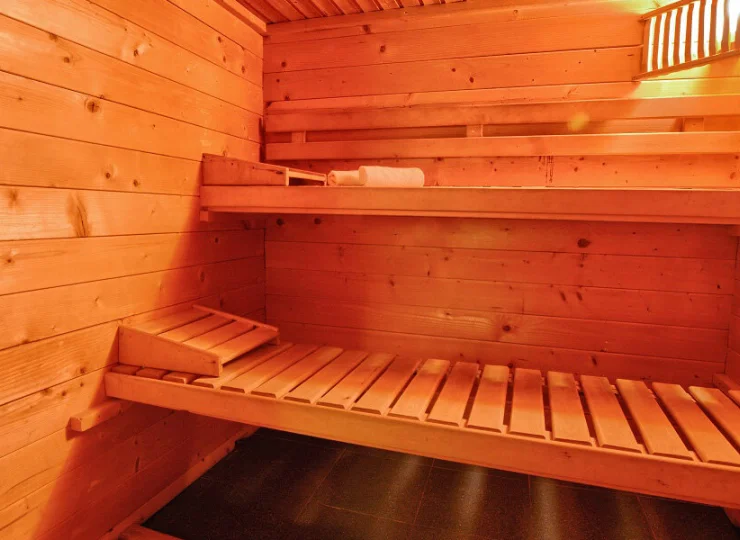 Drewniana sauna w Ośrodku Evita
